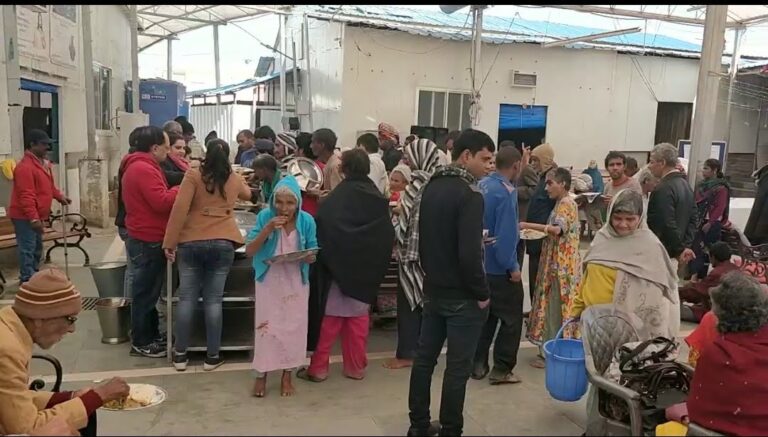 Clothing the Unclothed – Yash Sewa Samiti Donates 120 KG Clothes Jan., 2019