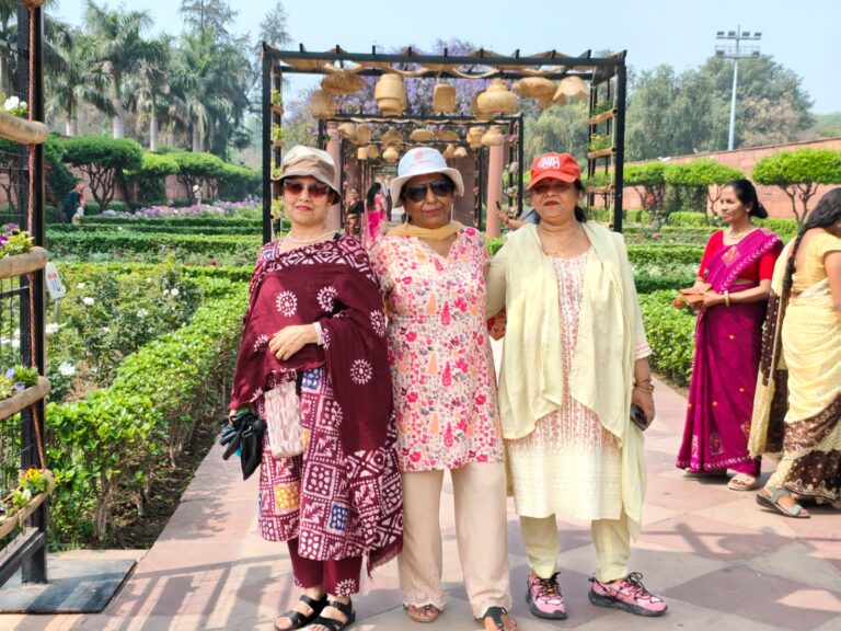 A Day of Joy & Dignity: वरिष्ठ नागरिकों की अमृत उद्यान यात्रा